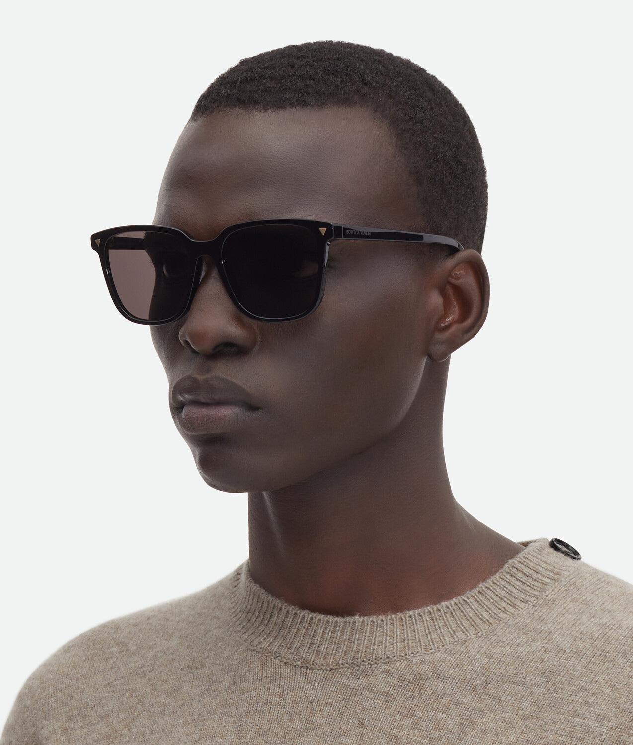 Soft recycled acetate square sunglasses BOTTEGA VENETA, черный/серый — фото 2