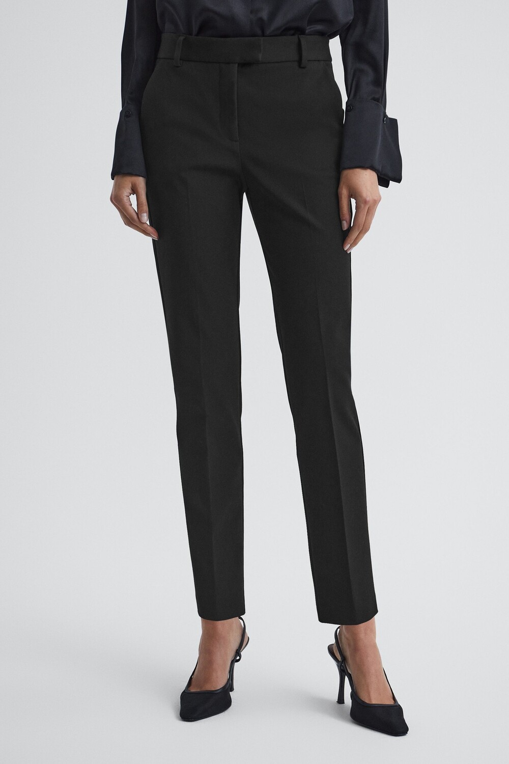 

Элегантные брюки Joanne приталенного кроя Reiss, черный