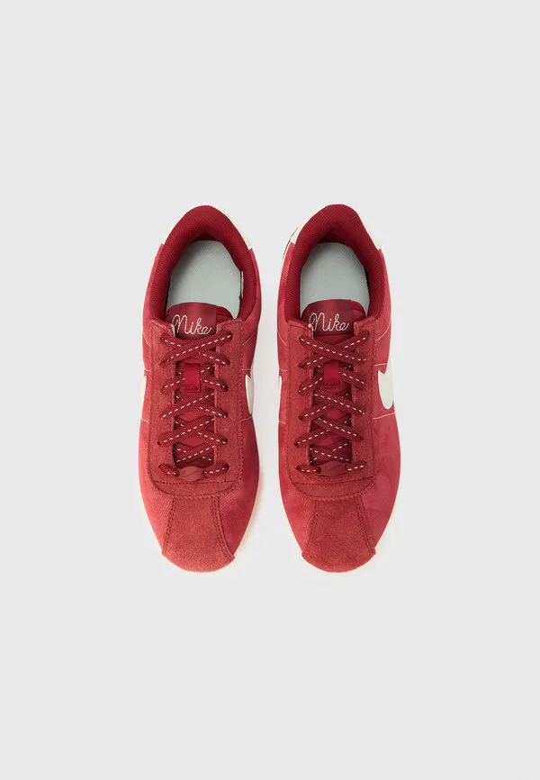 Кроссовки унисекс cortez Nike Sportswear, Team Crimson/Sail/Univ Red/Glacier Blue — фото 4