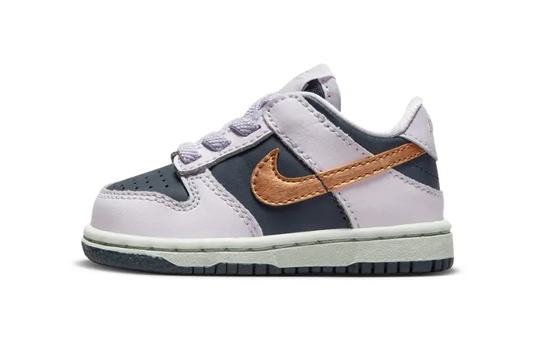 

Кроссовки Nike Dunk Low SE Copper Swoosh TD