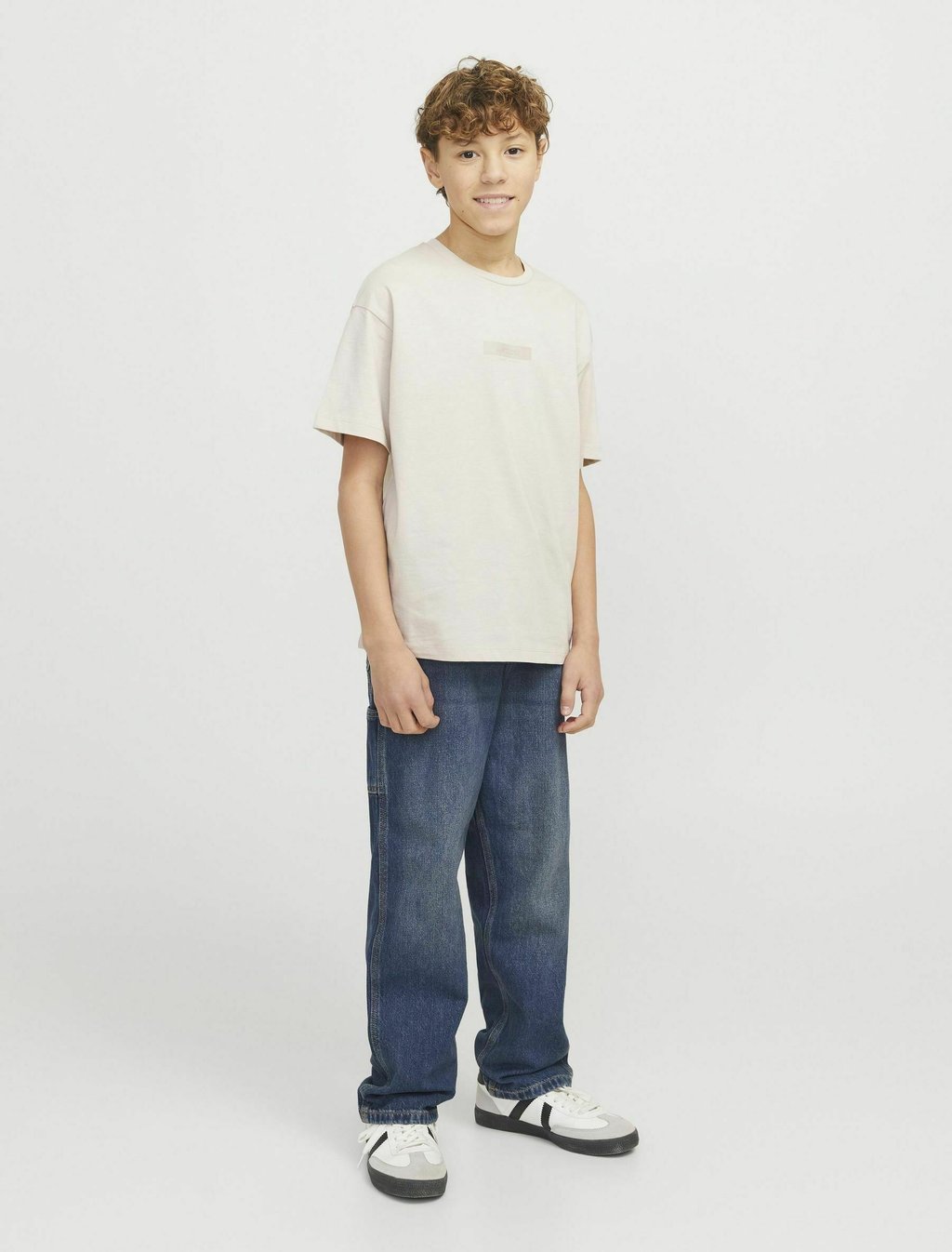 

Базовая футболка Jack & Jones Junior, слоновая кость
