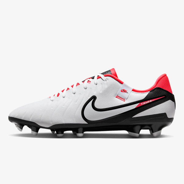 

Футбольные бутсы Tiempo Legend 10 Academy mg Nike, белый