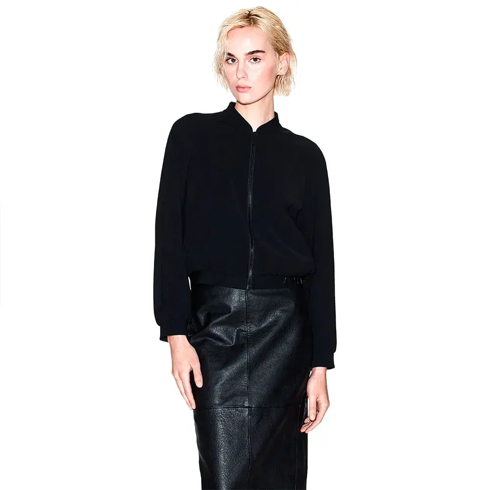 

Куртка Armani Exchange XW001029_AF10872 bomber, черный