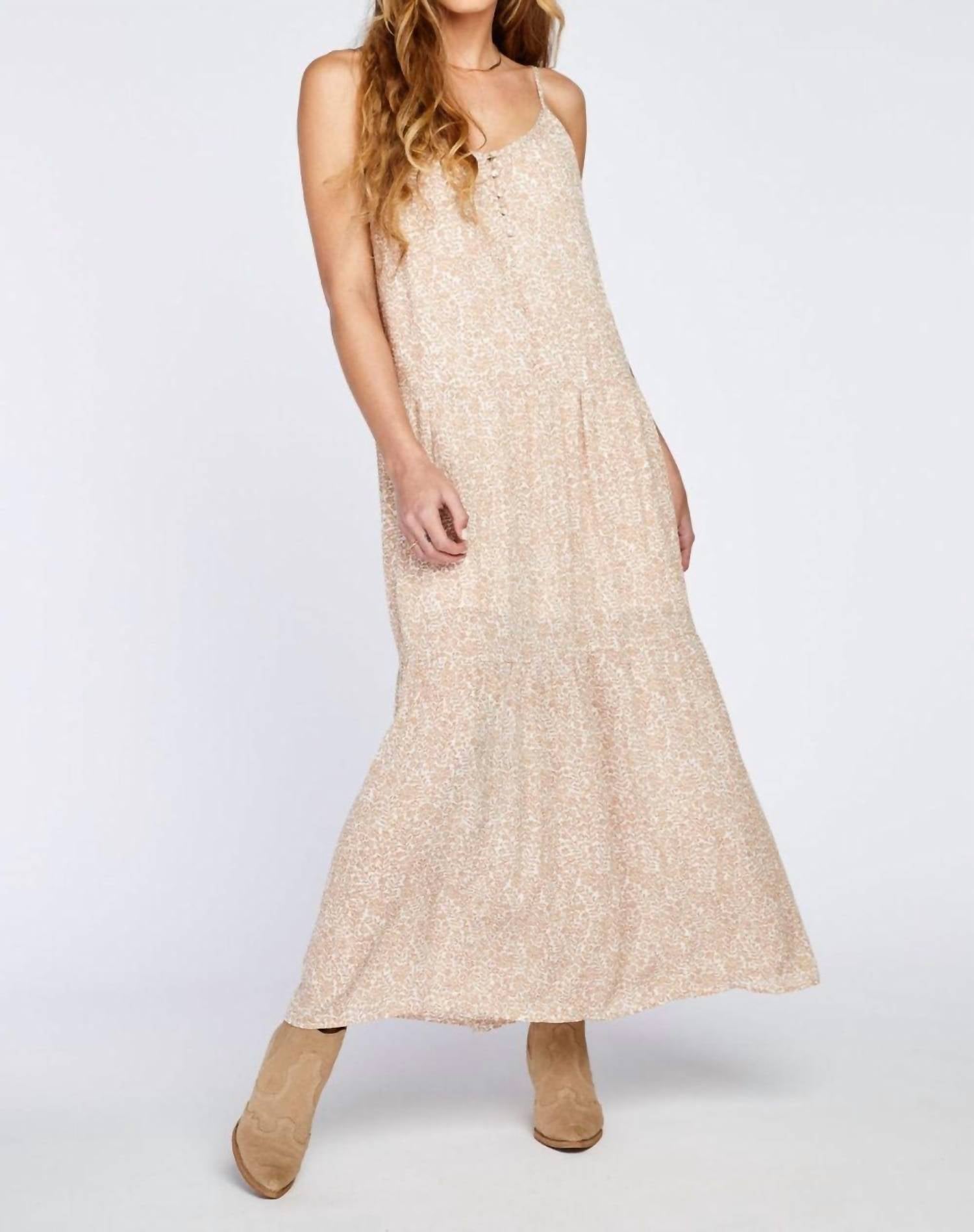 

Платье Виктория Песочного цвета Gentle Fawn, цвет sand