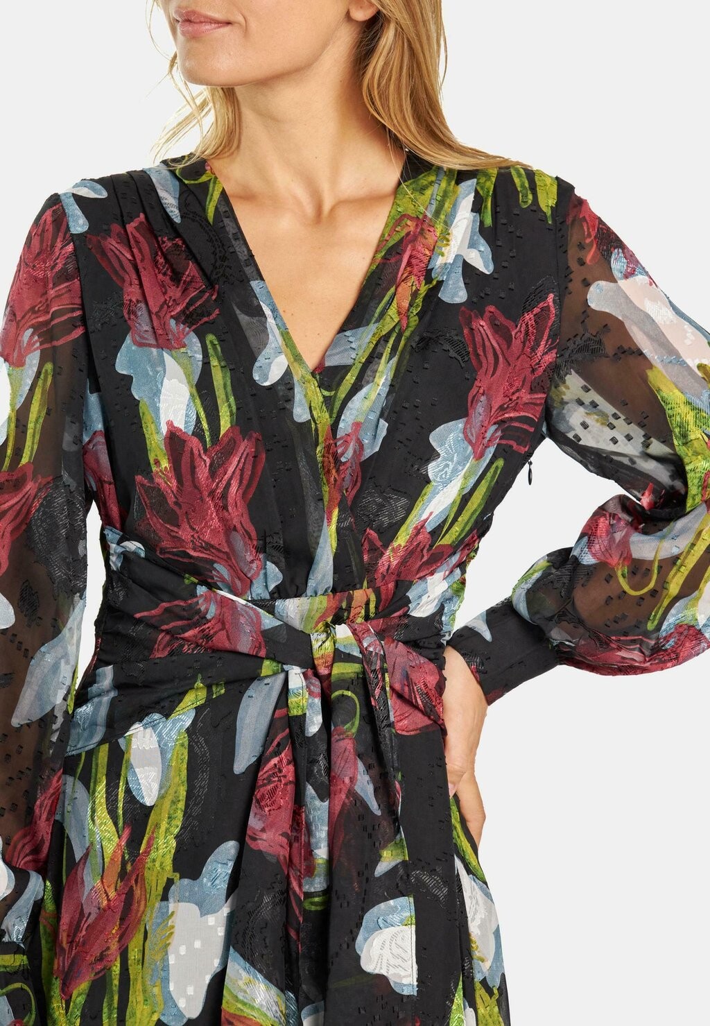 

Повседневное платье MIDI ESTAMPADO FLORAL Alma en Pena, красный