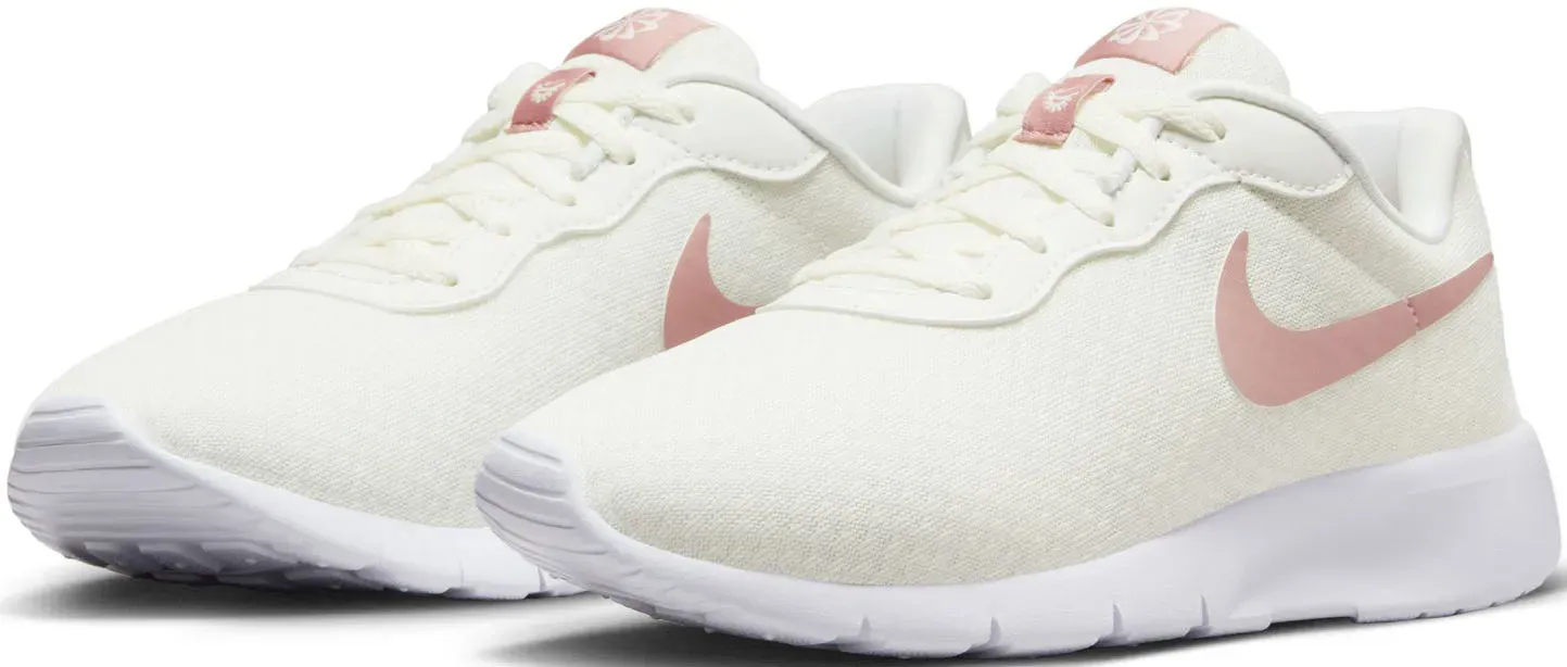 

Кроссовки Nike Sportswear "TANJUN GO (GS)", белый
