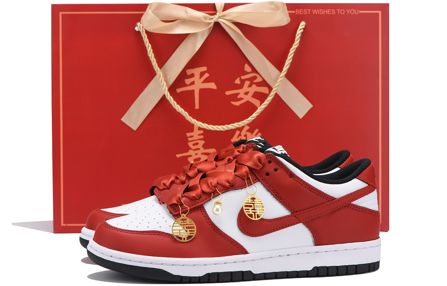

Кроссовки для скейтбординга Dunk унисекс с низким верхом белый/красный Nike