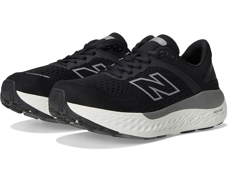 

Кроссовки New Balance Fresh Foam X 1540v4, черный/белый