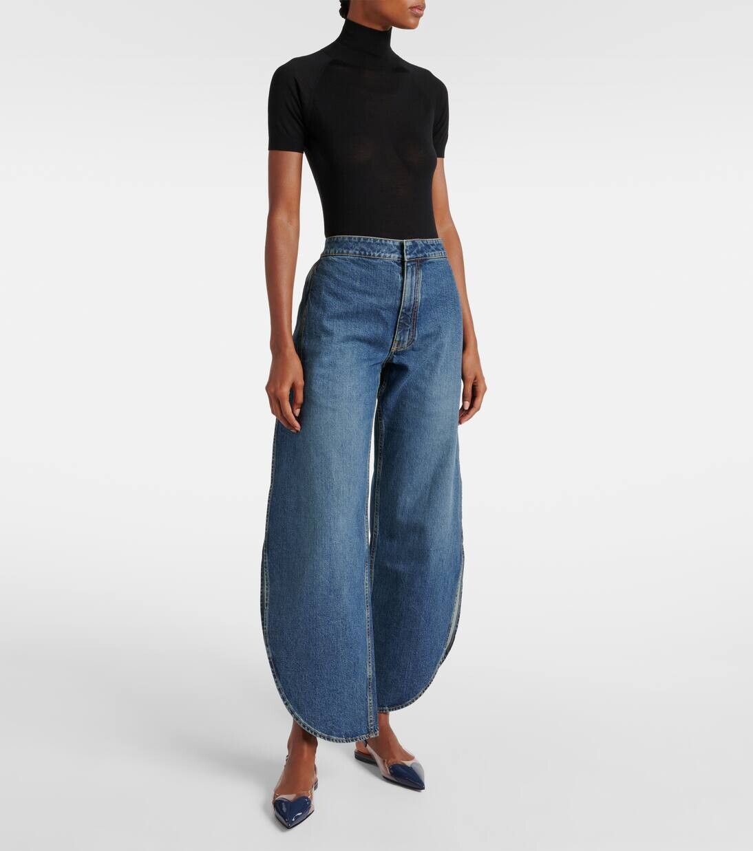 Туфли Le Cœur из лакированной кожи и полиуретана с открытой пяткой Alaïa, цвет bleu fonce — фото 3