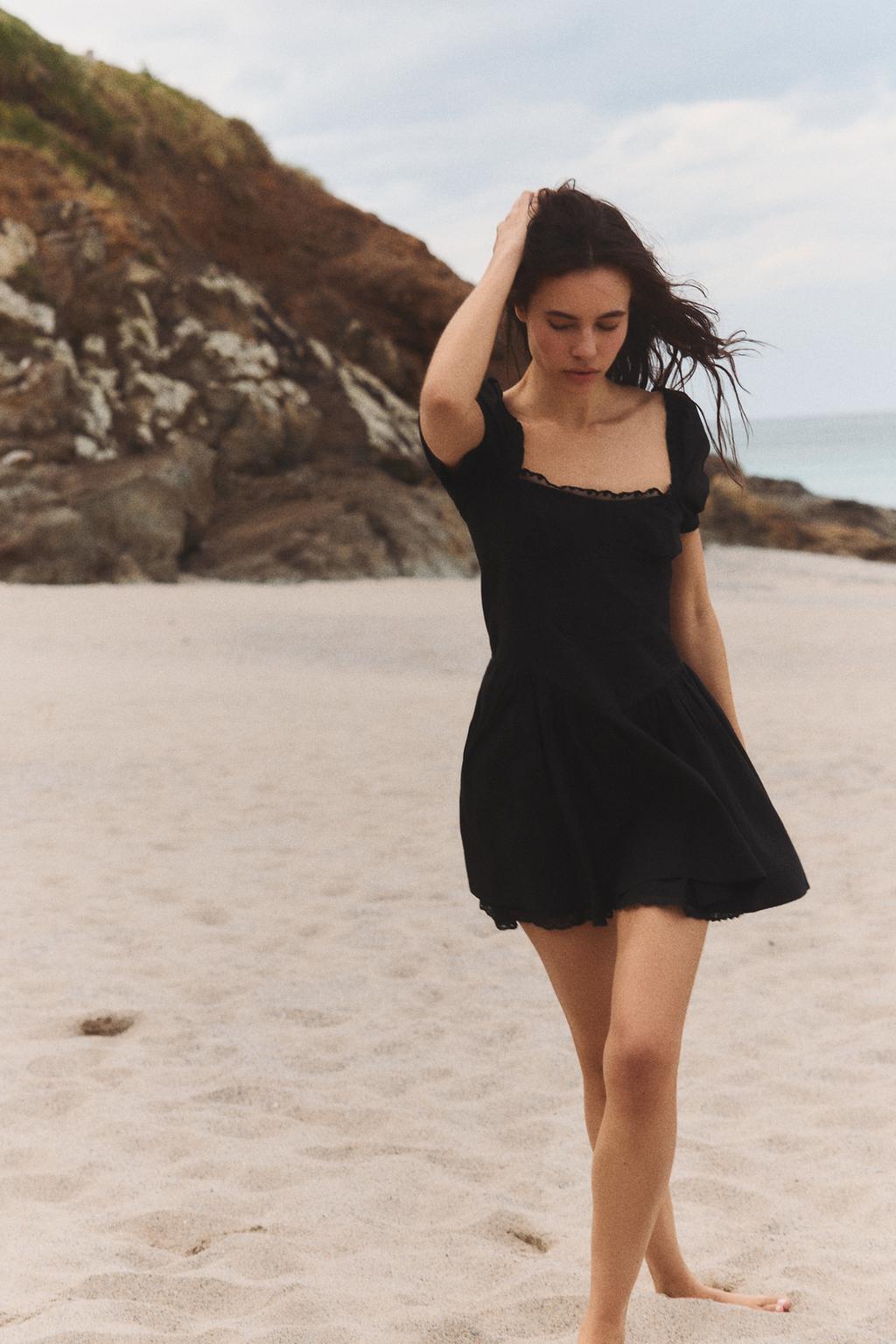 

Короткое кружевное платье из поплина ZARA, черный