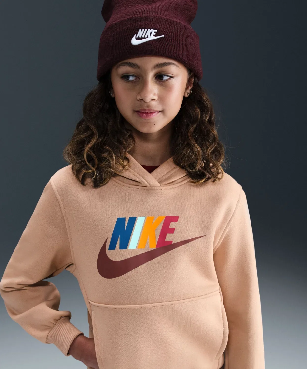 Детская толстовка Nike Club Fleece, бежевая — фото 3