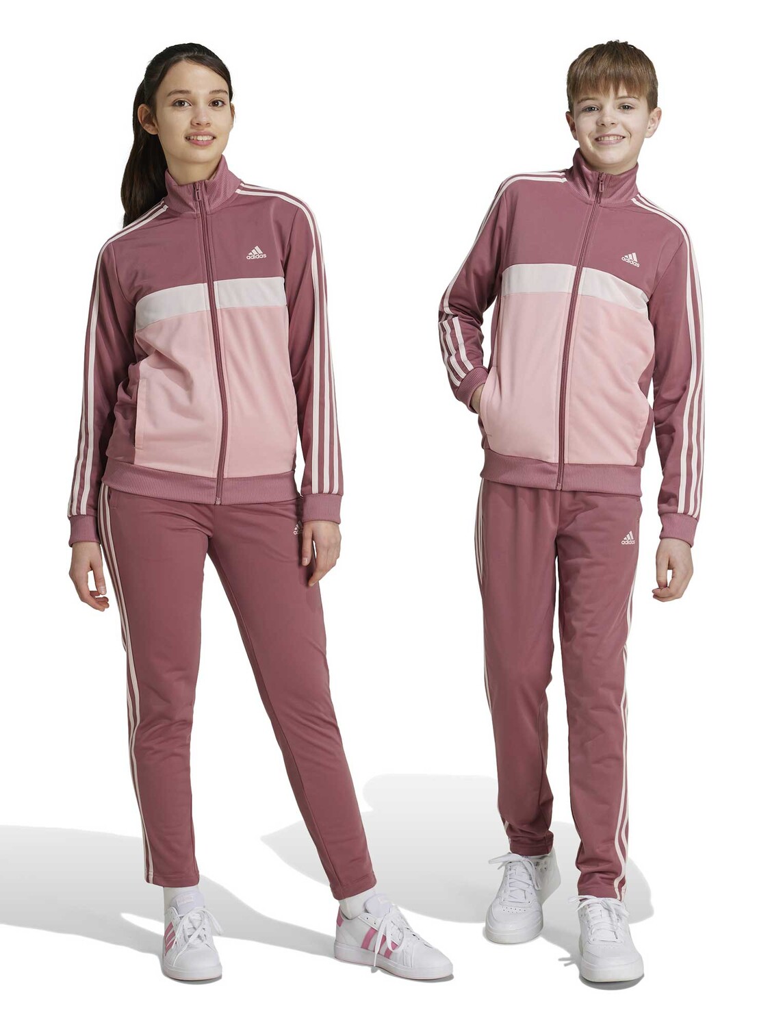

Спортивный костюм Adidas Sportswear Essentials 3-Stripes Tiberio, красный