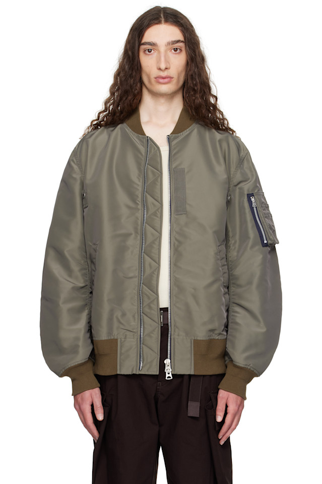 

Нейлоновая бомбер куртка в рубчик Sacai, цвет taupe