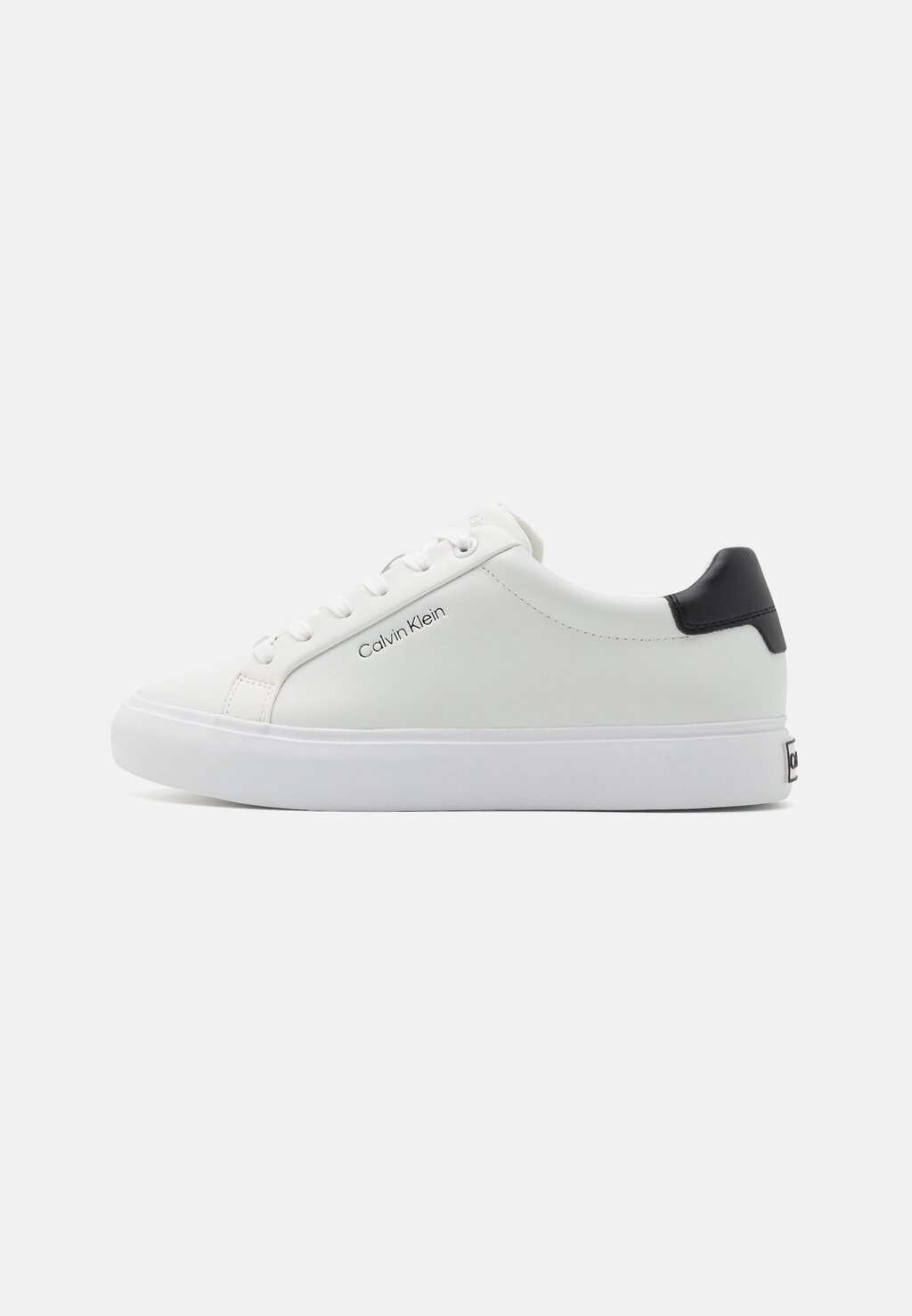 

Низкие кроссовки Lace Up Calvin Klein, цвет white/black