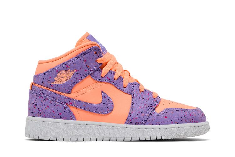 Кроссовки Air Jordan Air Jordan 1 Mid SE GS 'Atomic Pulse', оранжевый — фото 2
