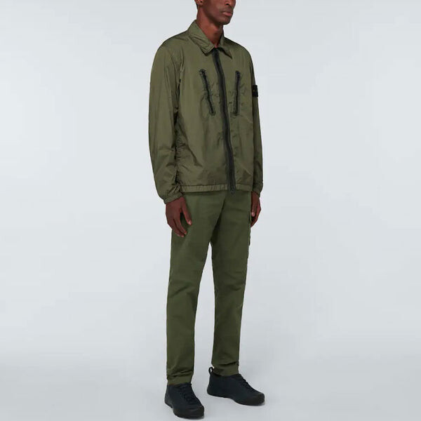 Куртка garment dyed crinkle reps jacket 'olive green' Stone Island, зеленый — фото 2