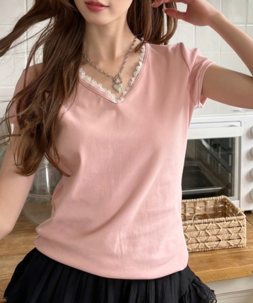 

Ada. Топ с V-образным вырезом, кружевной отделкой и французскими рукавами Ada, розовый