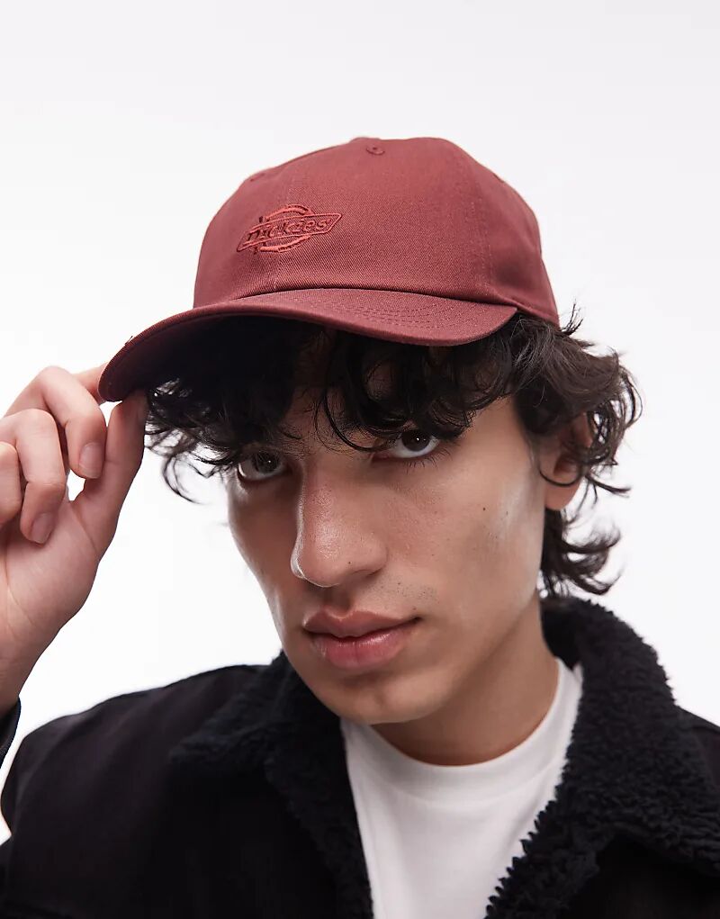 

Кепка Dickies Essential Dad в бордовом цвете