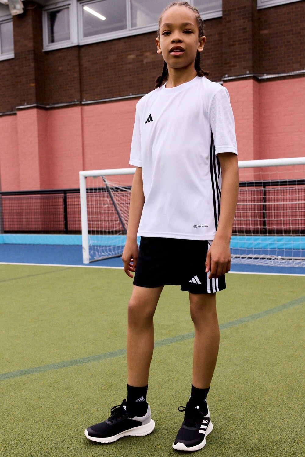 

Настольная футболка 23 Adidas, белый