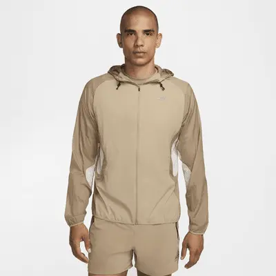

Куртка Nike Trail Aireez, цвет Khaki/Light Bone/Black