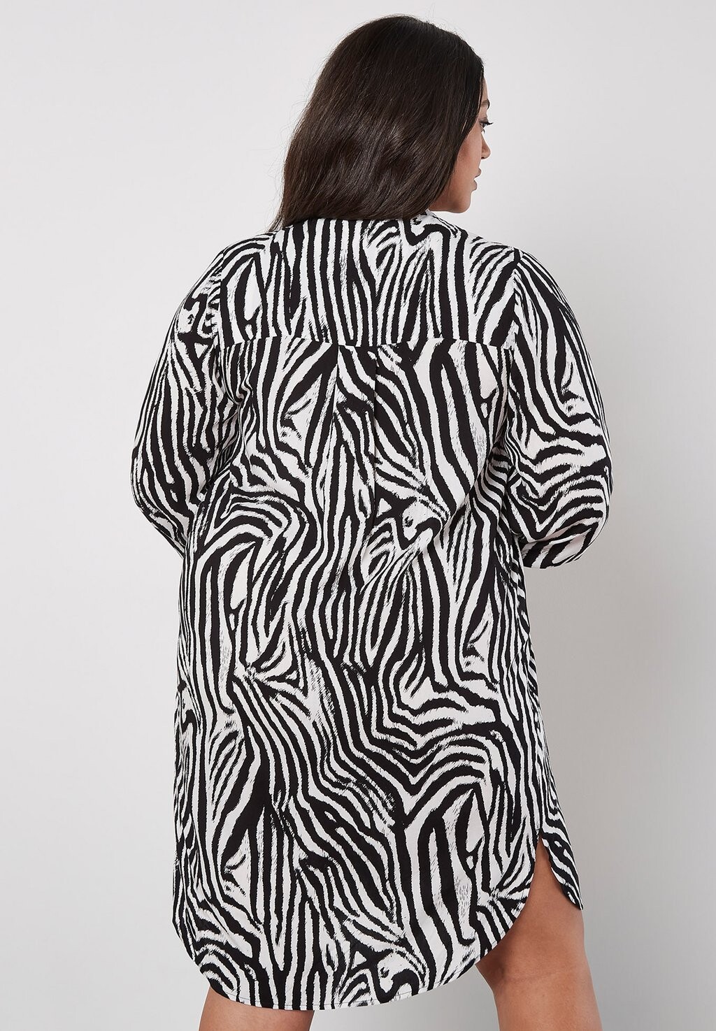 

Повседневное платье ZEBRA KAFTAN Apricot, черный