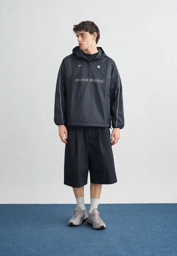 Куртка shox для межсезонья Nike Sportswear, Black/Anthracite — фото 2