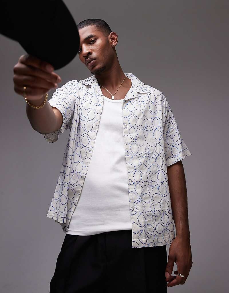 

Белая рубашка с короткими рукавами Topman с цветочным узором, вышитым вручную
