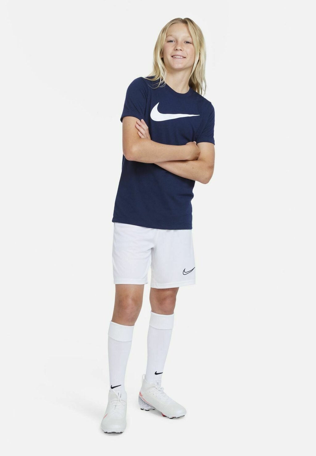 

Спортивная футболка PIŁKARSKI DLA DUŻYCH DZIECI DRI FIT PARK Nike, темно-синий