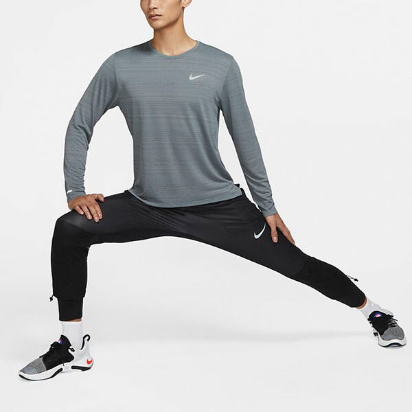 Футболка dri fit miler sports running gym long sleeves smoke grey grey Nike, серый — фото 3