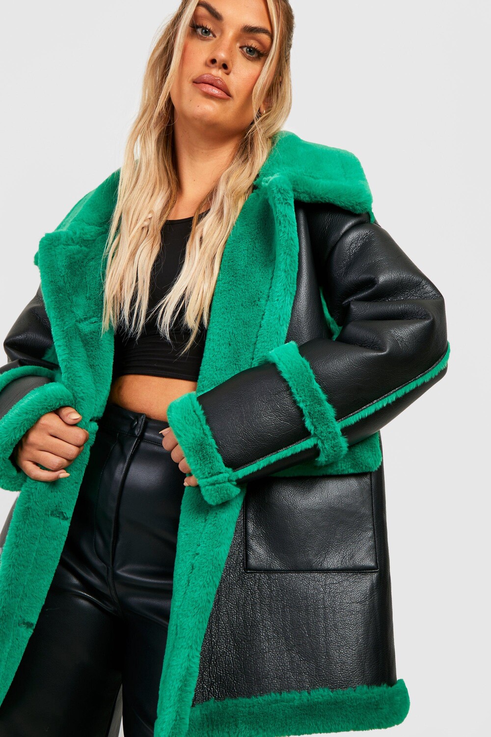 

Длинная куртка-авиатор Plus с контрастной отделкой boohoo, зеленый