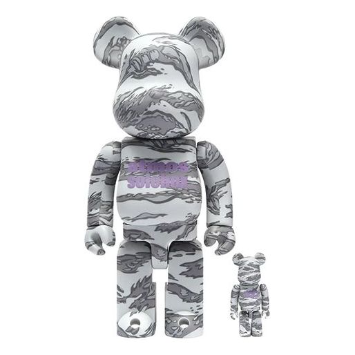 

Фигурка atmos x solebo x BE@RBRICK Gray White 100%+400%