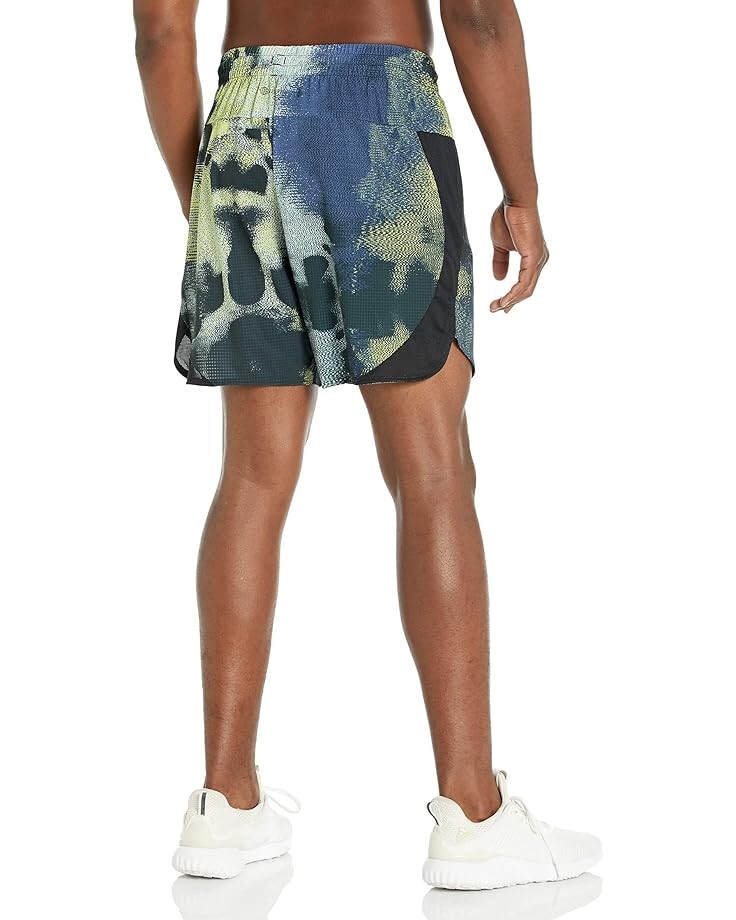 

Шорты Adidas Hiit All Over Print 7" Shorts, цвет Multicolor/Impact Yellow