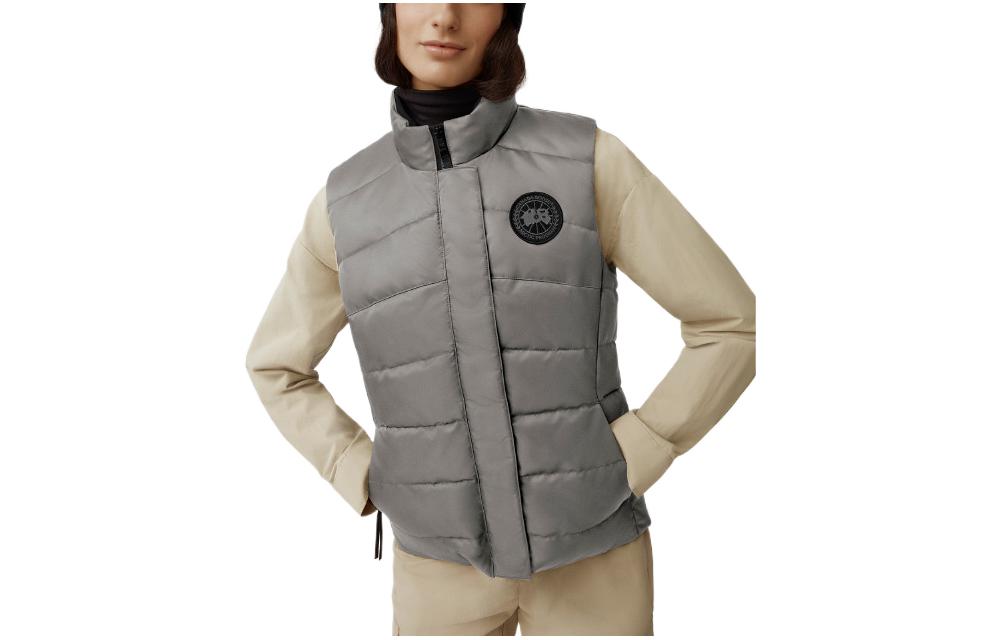 

Атласный жилет Freestyle с аппликацией в виде логотипа Canada Goose, Willow Gray
