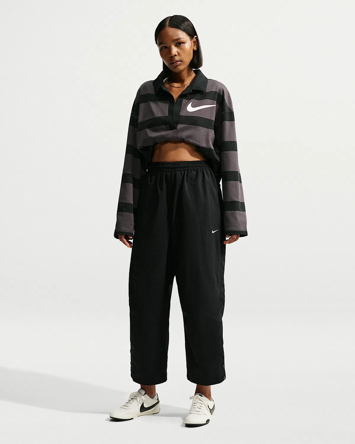 Женские свободные брюки с завышенной талией Nike Sportswear, Black/Sail