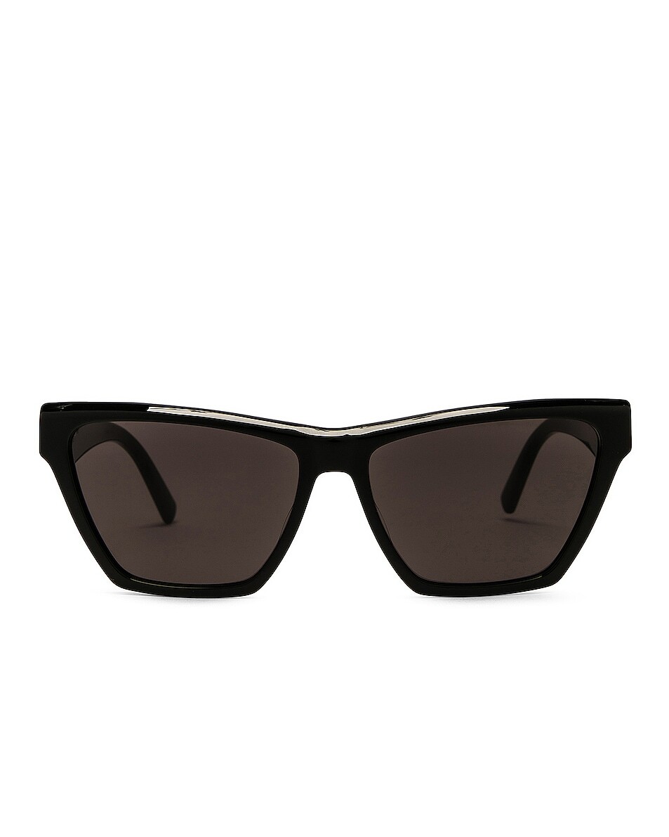 

Солнцезащитные очки Saint Laurent Feminine Cat Eye, черный