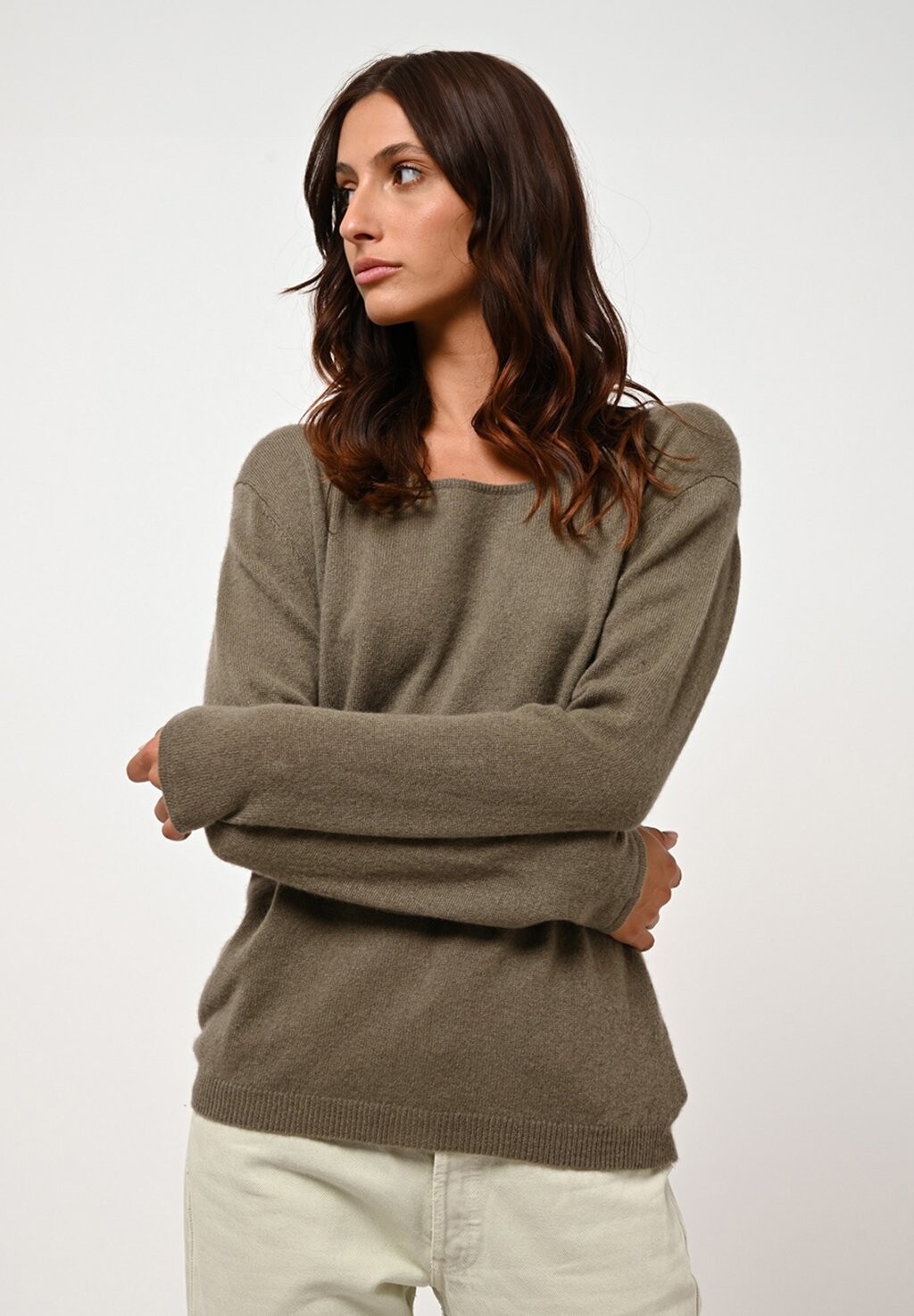 

Джемпер Authentic Cashmere, хаки