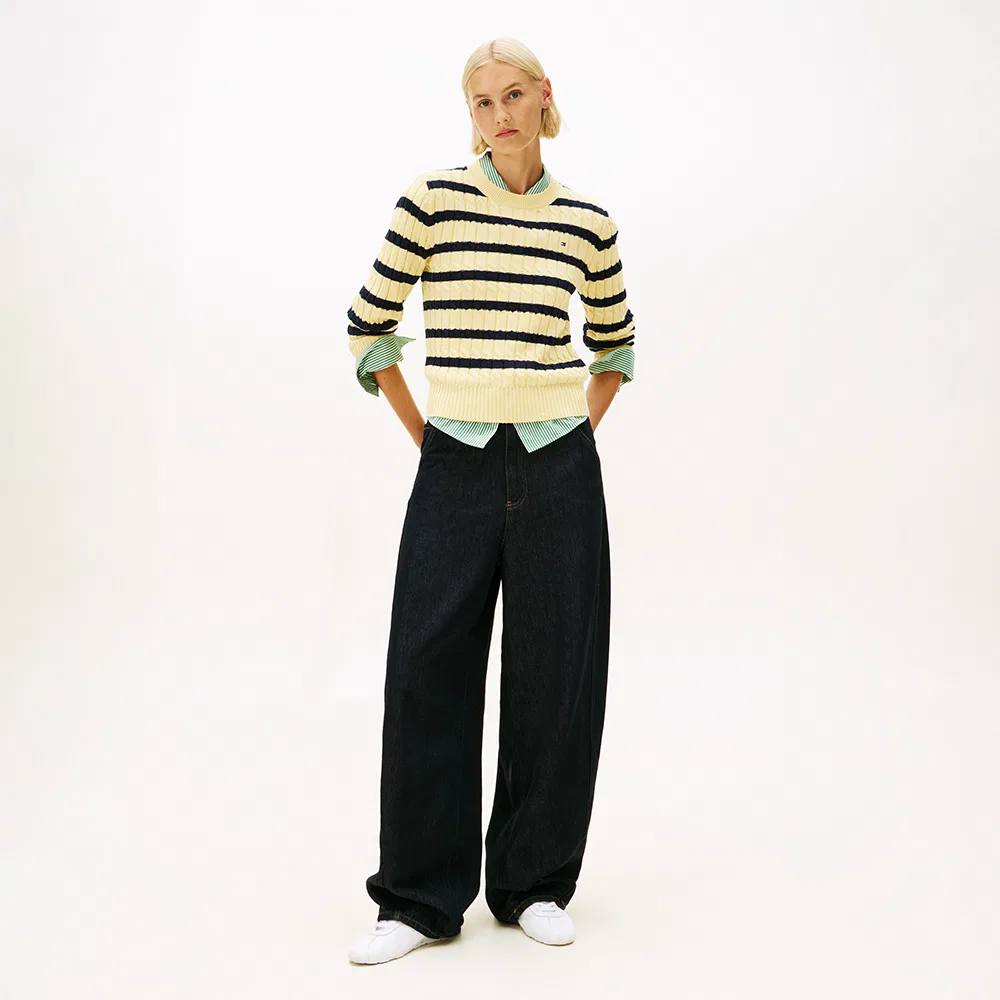 Женский хлопковый свитер с круглым вырезом и узором «косы» жёлтый от Tommy Hilfiger Women — фото 3