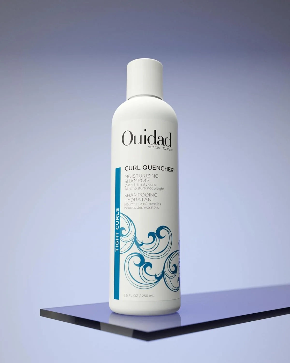 Набор Ouidad Curl Quencher: увлажняющий шампунь, кондиционер и гель для укладки, 251 мл каждый, питание, увлажнение, веган, для окрашенных волос, ромашка и витамины A и E, контроль завитков, для тугих локонов — фото 3