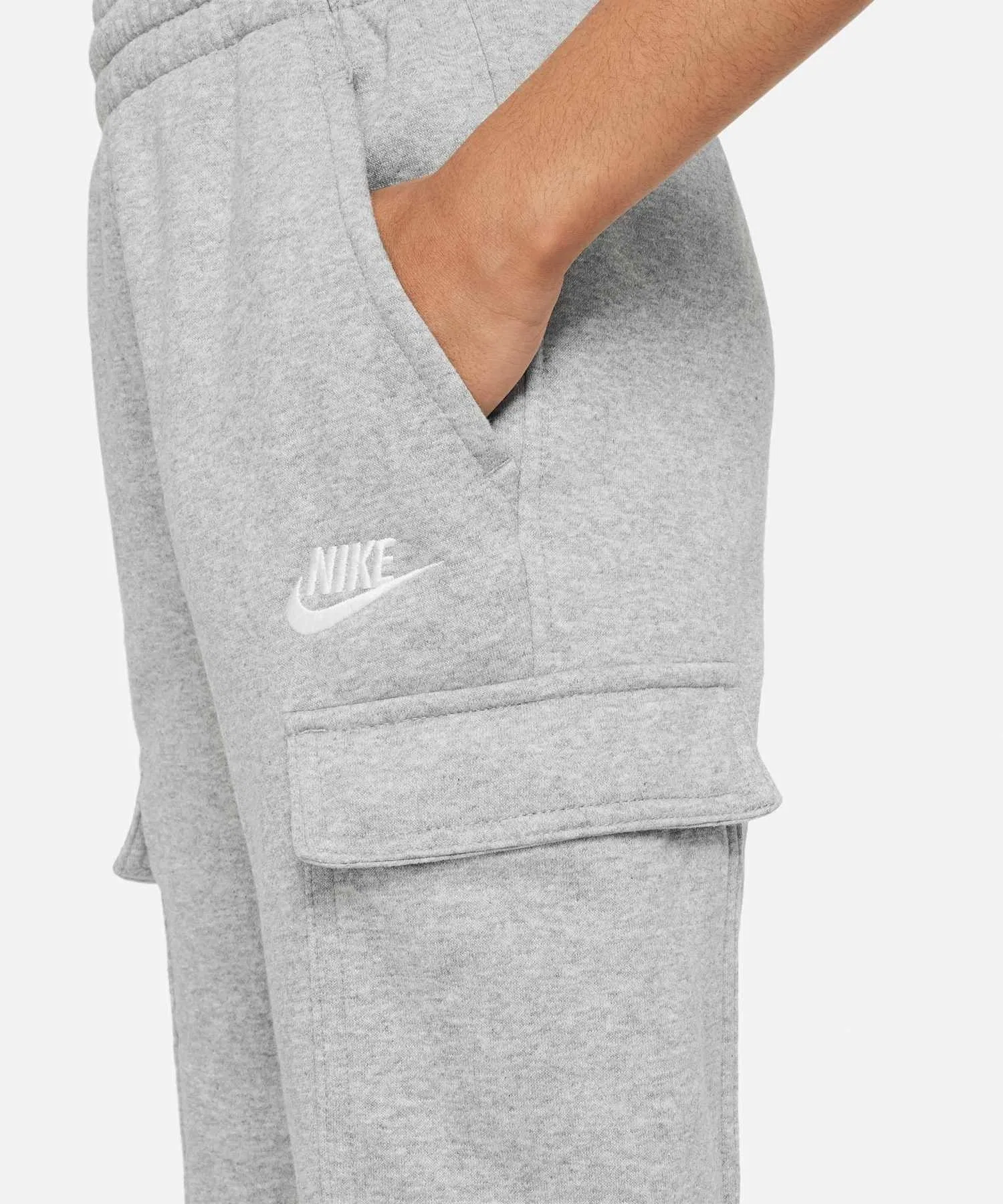 Детские флисовые брюки-карго Nike Sportswear Club / Детские флисовые брюки-карго Nike Sportswear Club FD3012-063 темно-серый меланж — фото 4