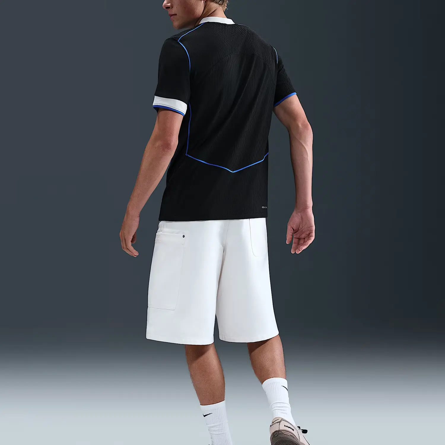 Футболка Chelsea Fc 2025/26 Match Third мужская Dri FIT Adv Total 90 Nike, черный/серебристый/синий — фото 2