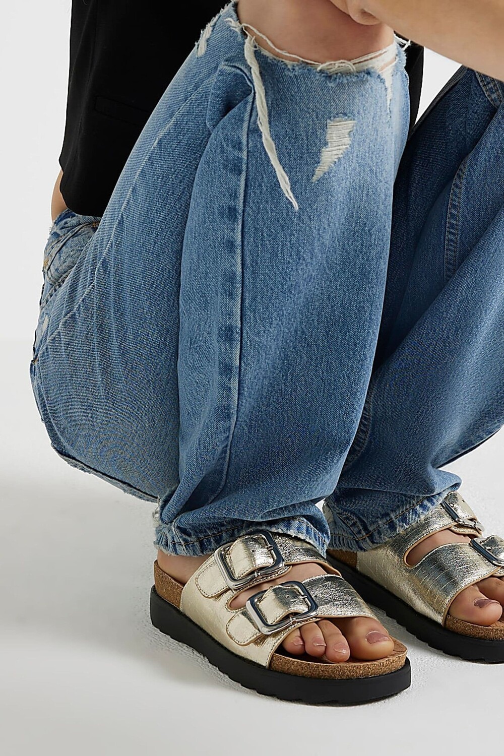 

Сандалии с двумя пряжками River Island, желтый