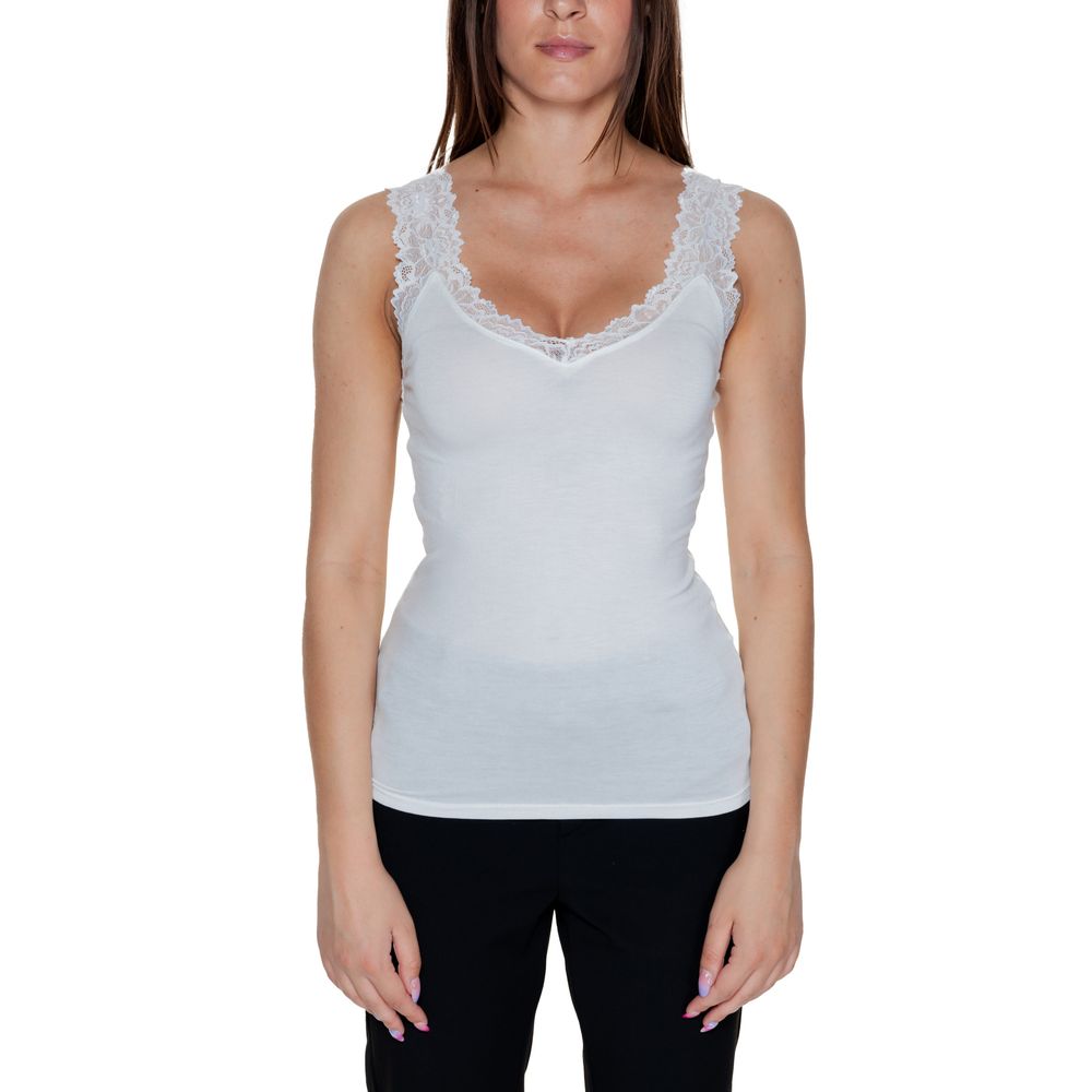 

Белые вискозные топ и футболка Vero Moda