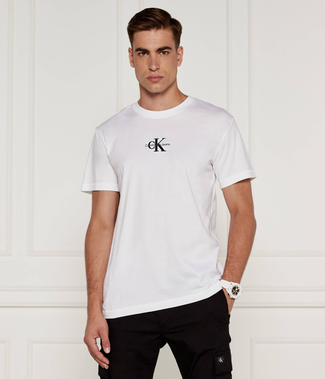 

Футболка CALVIN KLEIN JEANS Regular Fit, белый