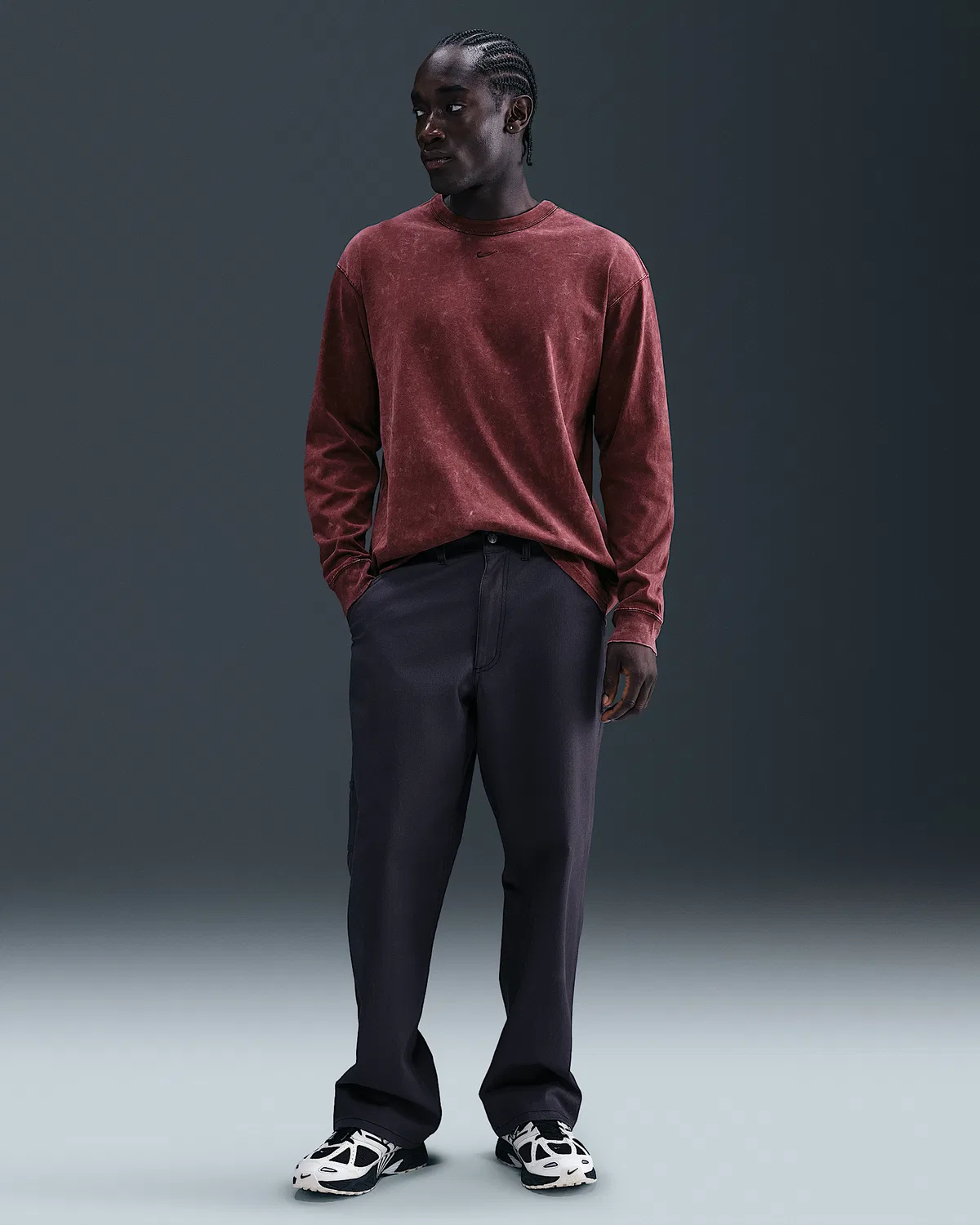 Мужская футболка с длинным рукавом Nike Sportswear Premium Essentials, Dark Team Red — фото 4