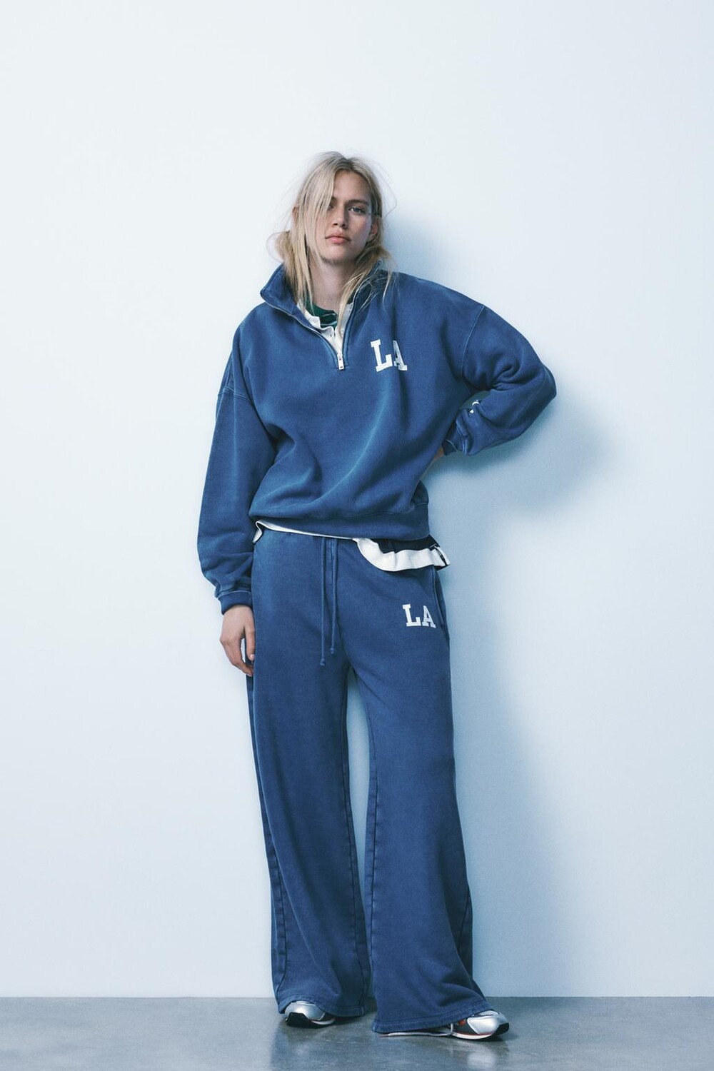 

Туфт-поло varsity с эффектом потертости ZARA, синий