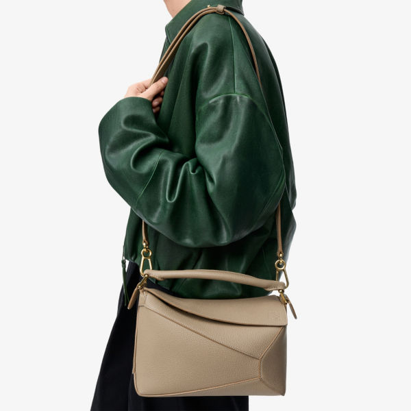 Сумка через плечо Loewe Puzzle Edge маленькая кожаная, коричневый — фото 2
