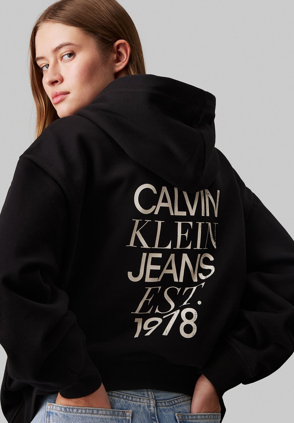 

Толстовка с капюшоном MIXED LOGO RELAXED Calvin Klein Jeans, черный
