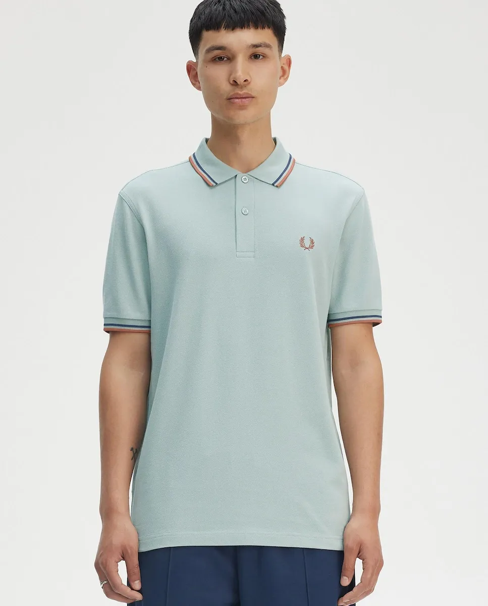 

Мужская поло с коротким рукавом и контрастной отделкой Fred Perry, светло-голубой