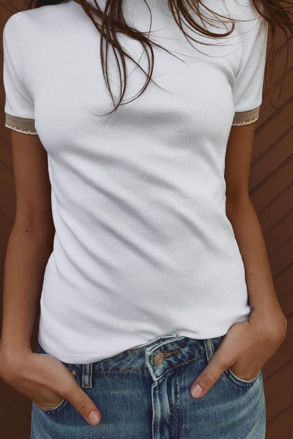 

Футболка, украшенная стразами ZARA, белый