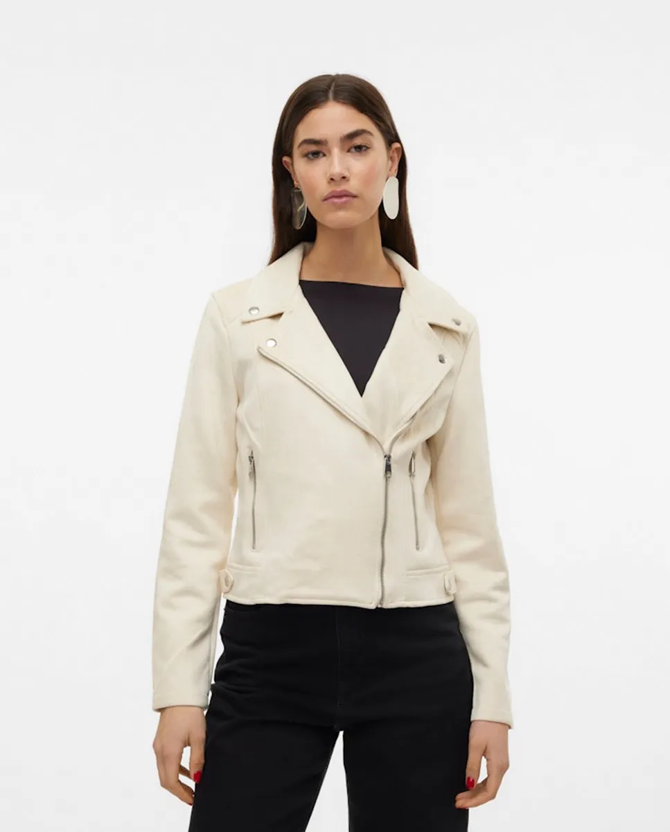 

Женская короткая замшевая куртка Vero Moda, цвет Blanco Hielo